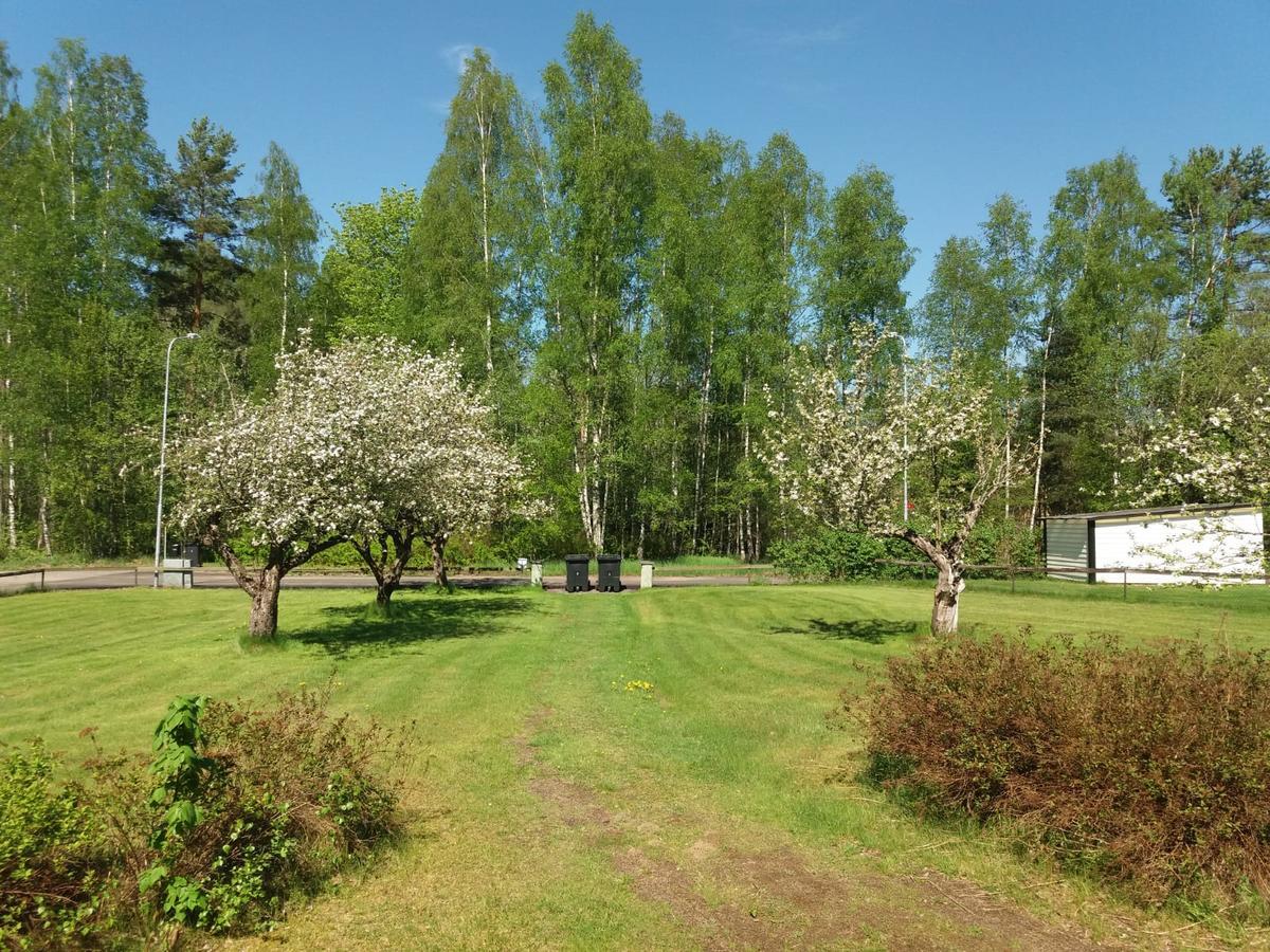 Myb&B & Guesthouse Lonneberga-Silverdalen Bagian luar foto